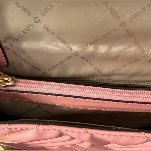 Michael Kors Peyton Shoulder Flap Bag – Carnation Vegan Leather - Picture 7 of 9